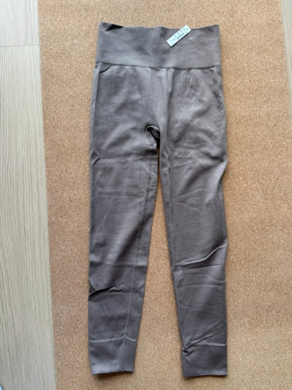 Madewell Taupe Ribbed Leggings
